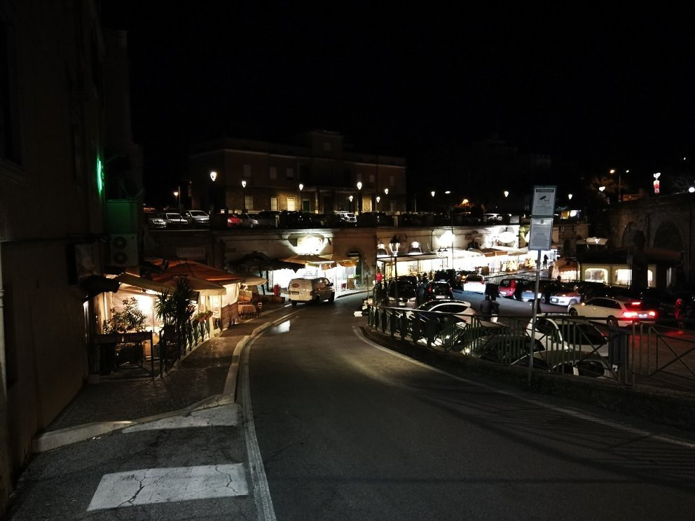 Ponte di Ariccia-阿里恰必去景点