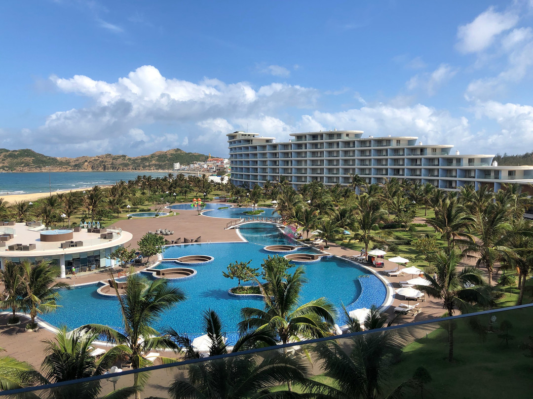 FLC Luxury Hotel Quy Nhon主图