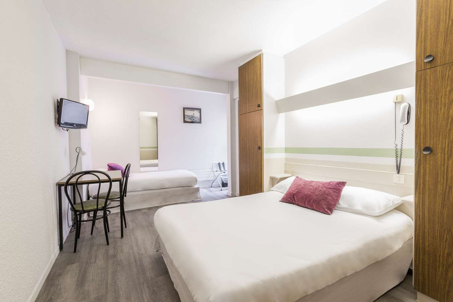 阿爾卑斯飯店-官方