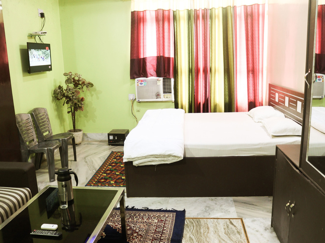 Jhumri Telaiya酒店住宿-Hotel Tara Tower