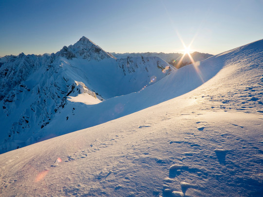 Mountains Hotel主图