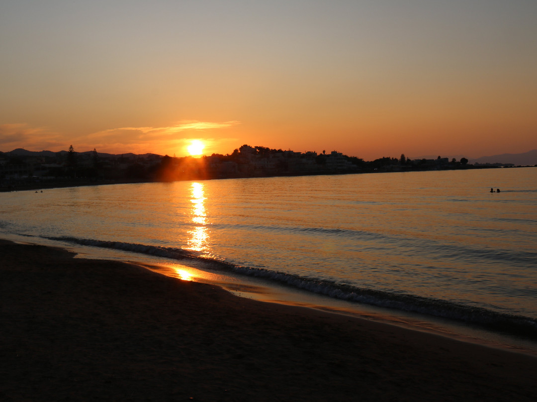 Golden Bay Suites主图