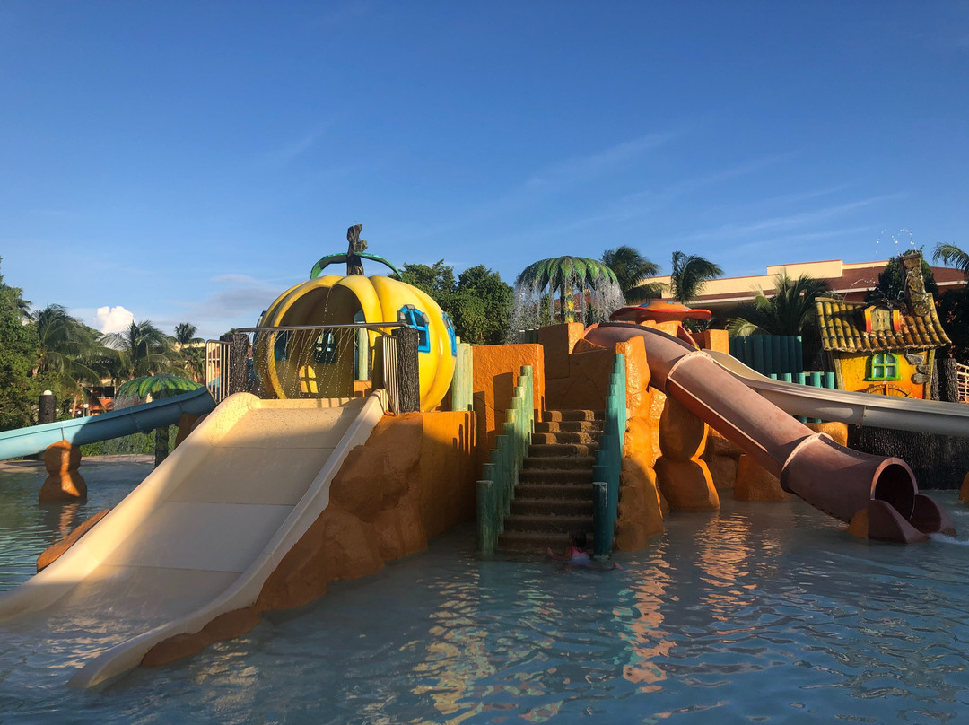 巴希亚普林西比科巴酒店主图