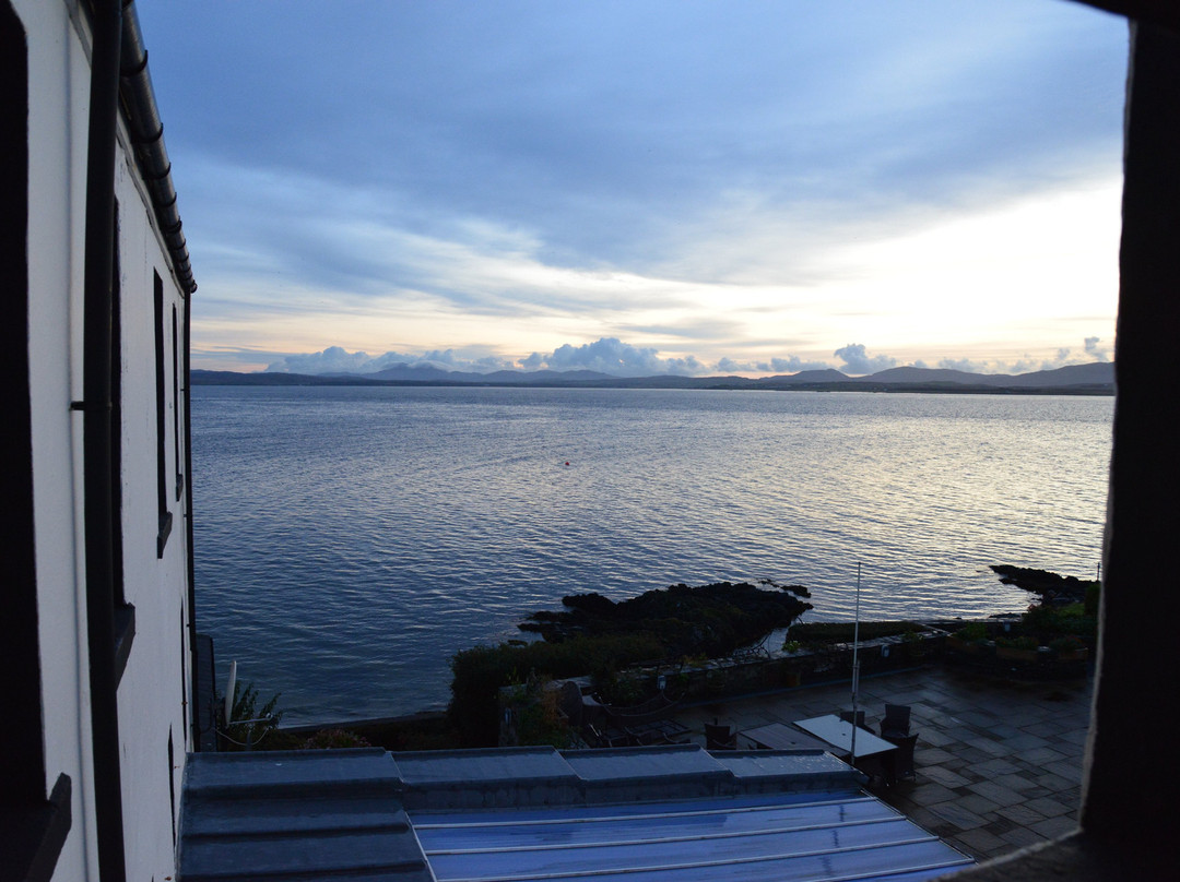 Port Charlotte Hotel主图