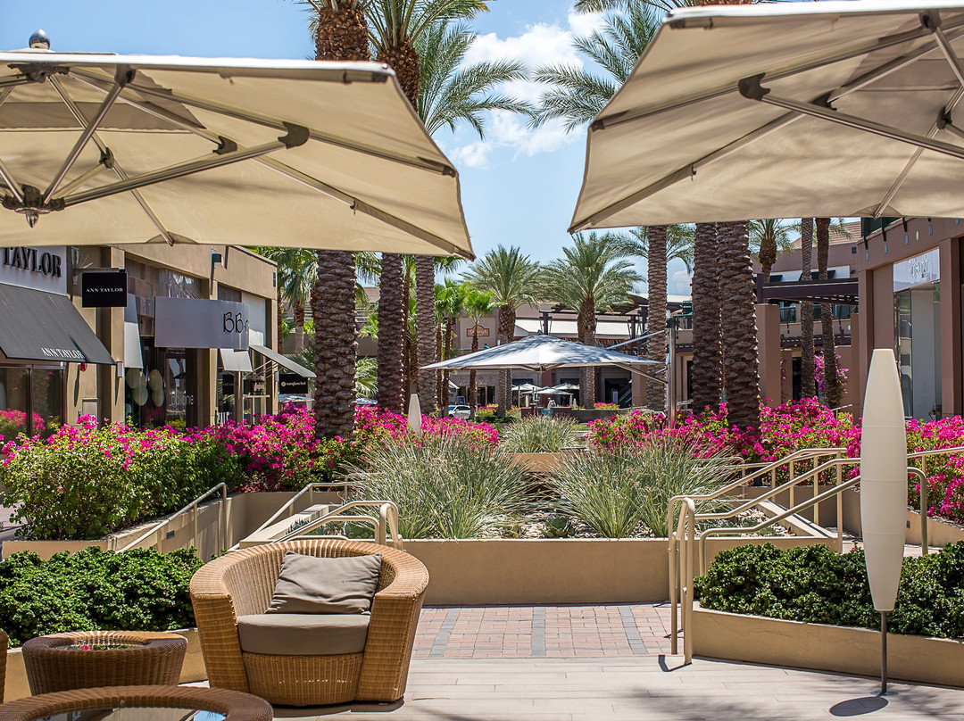 The Gardens On El Paseo-棕榈沙漠必去景点