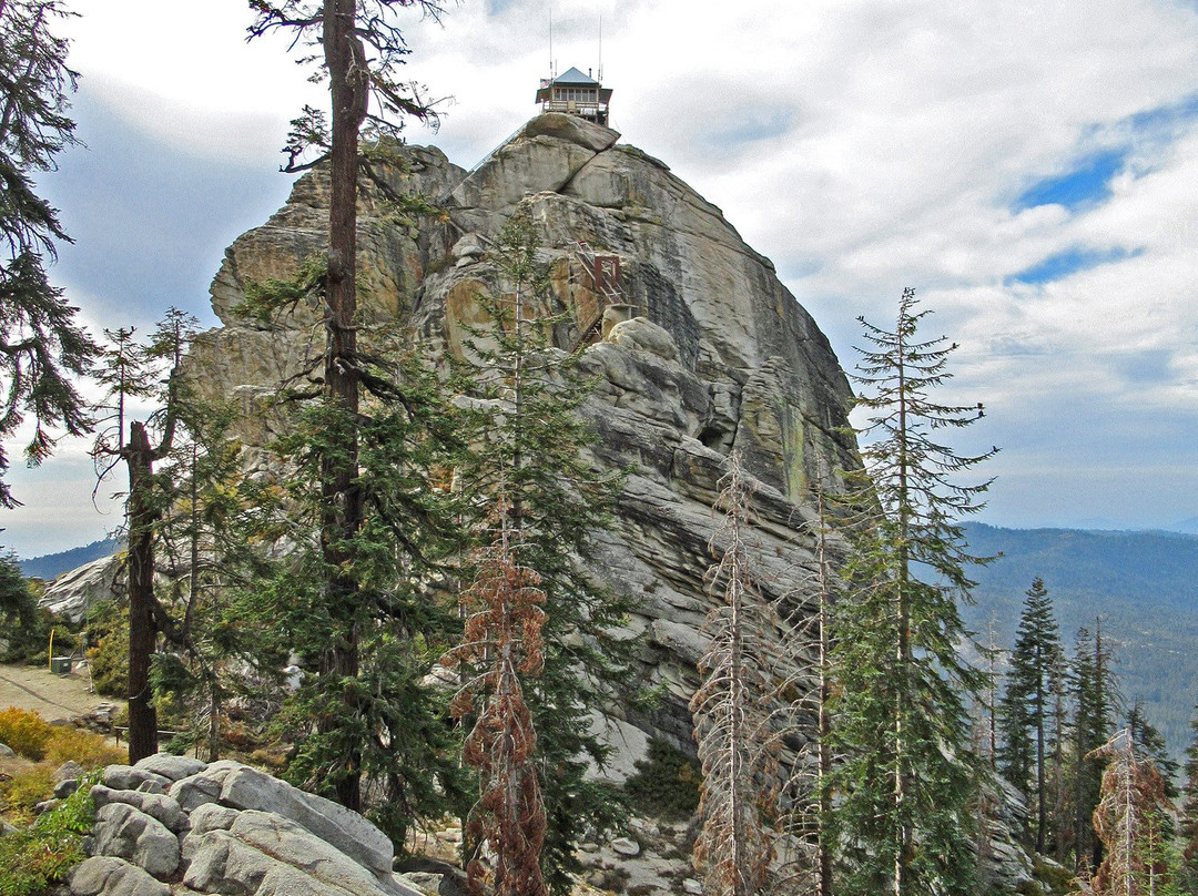 Buck Rock Lookout-红杉&国王峡谷国家公园必去景点