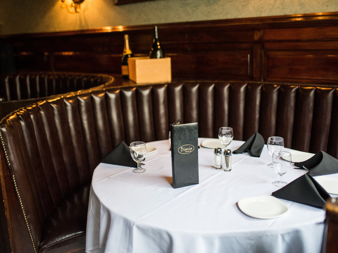 沃特伯里餐馆和美食-Diorio Restaurant & Bar