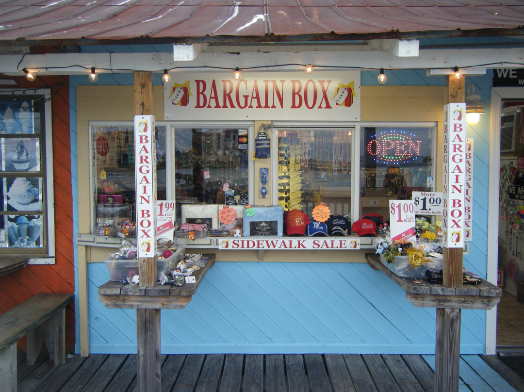 Bargain Box景点图片