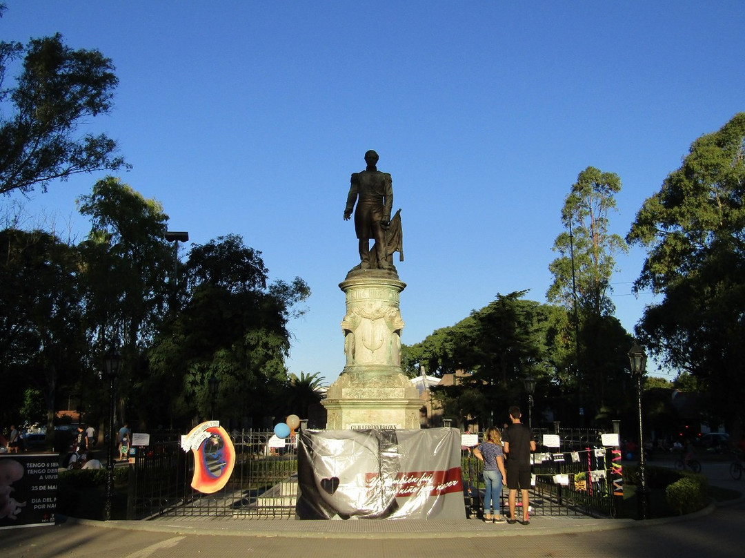 Plaza Almirante Brown景点图片