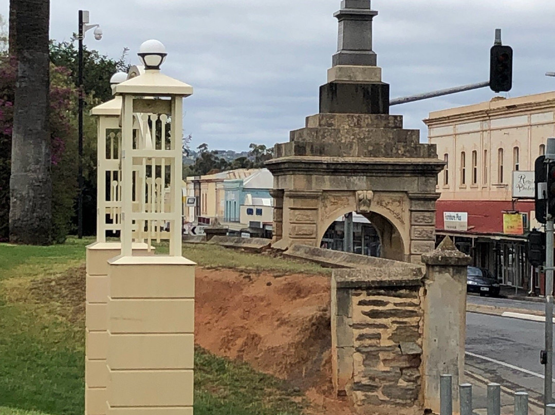 John Mckinlay Monument-Gawler必去景点