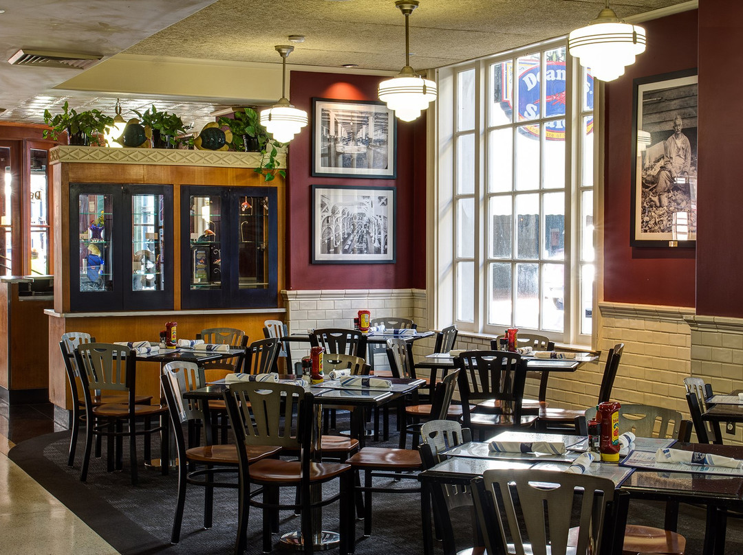 Deanie's Seafood