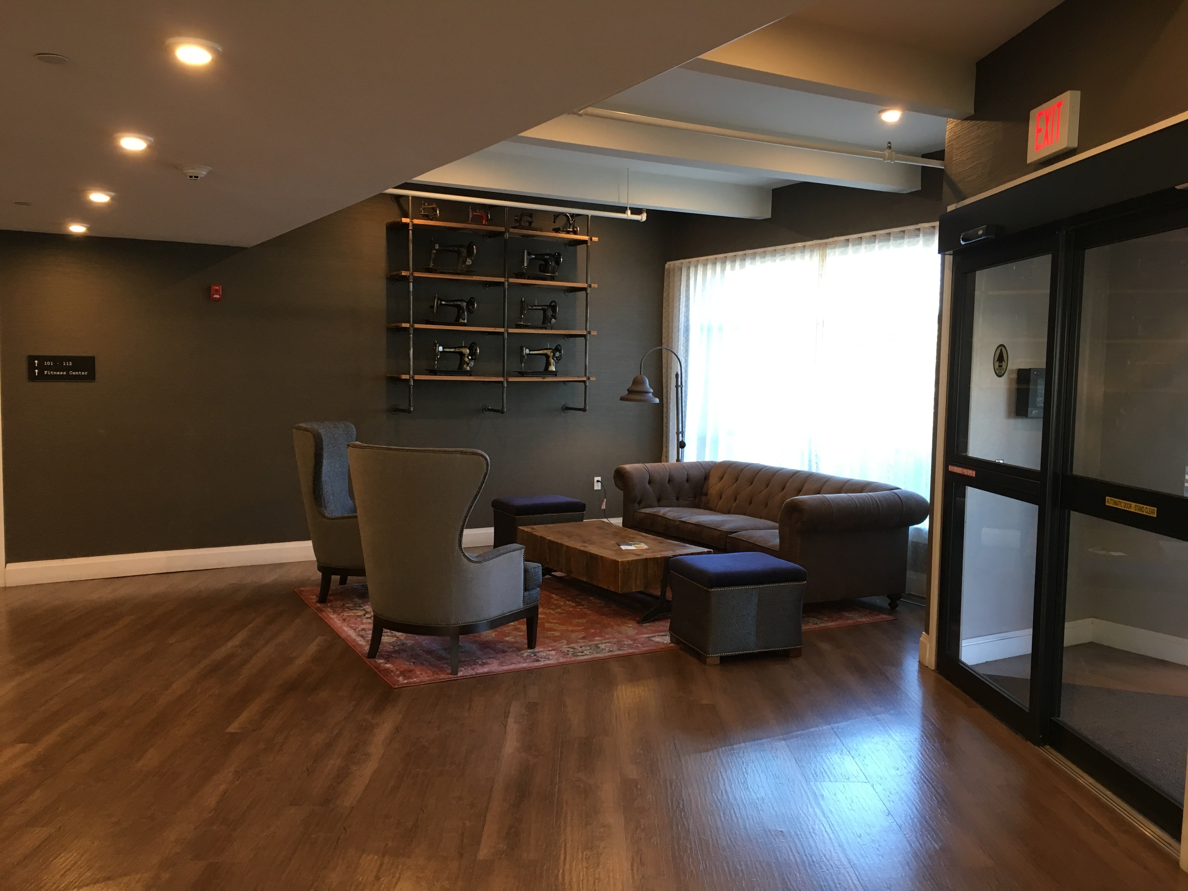 Envision Hotel Boston-Everett-浴室