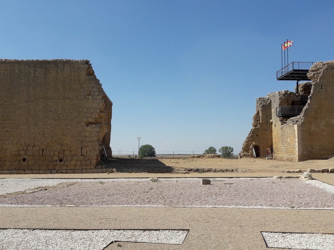 Castillo de Villagarcía de Campos景点图片