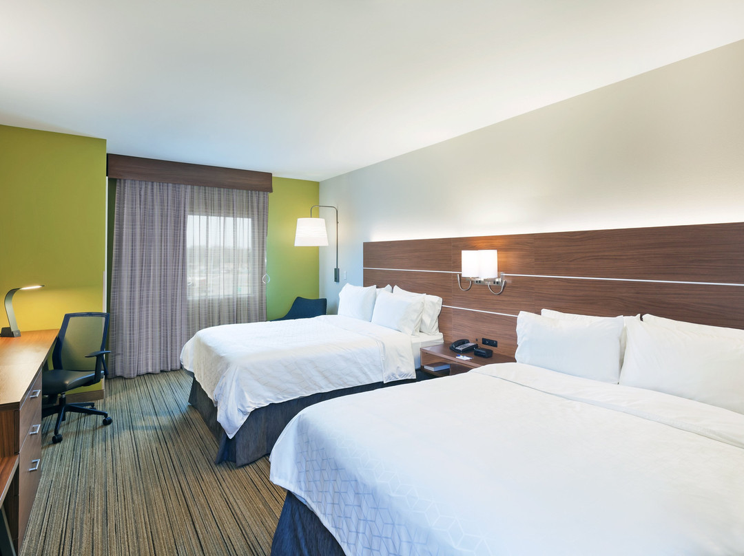 Holiday Inn Express & Suites Lenexa - Overland Park Area by IHG主图