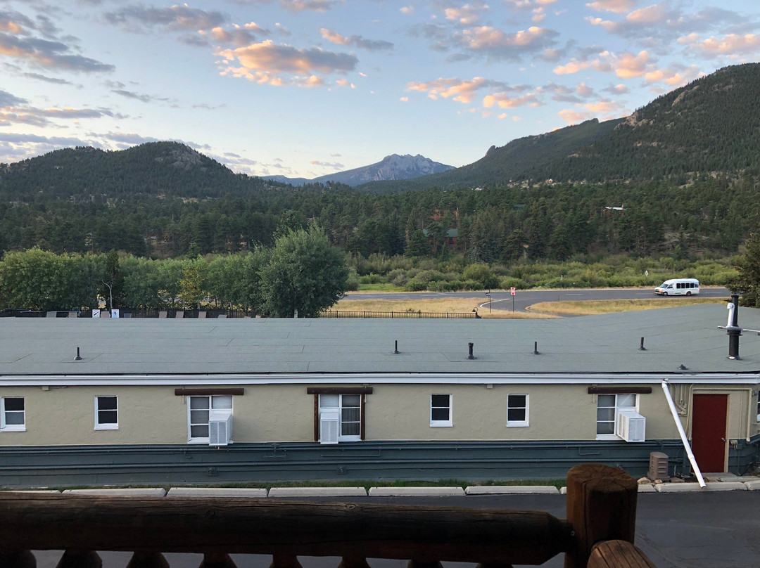 Alpine Trail Ridge Inn主图