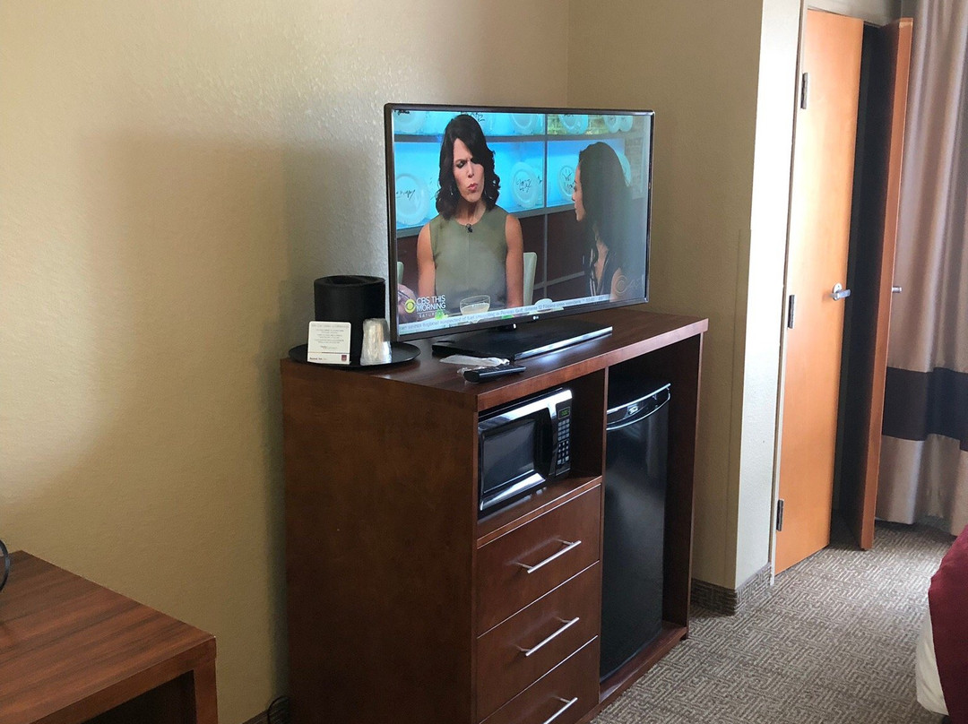 Comfort Suites Oxford I-20 Exit 188主图