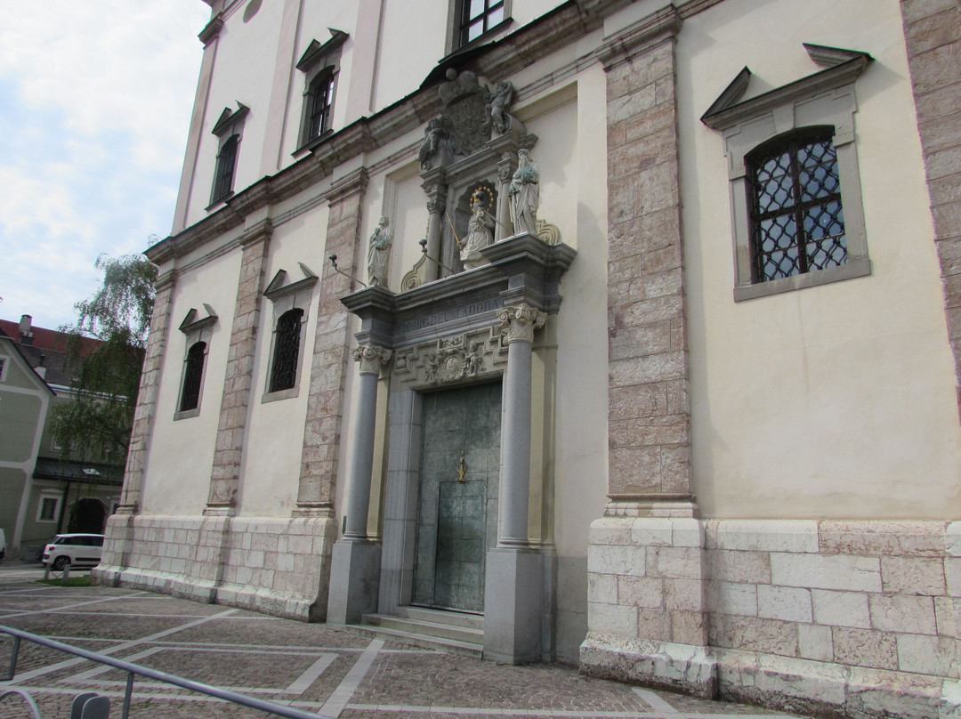 Michaelerkirche-施泰尔必去景点