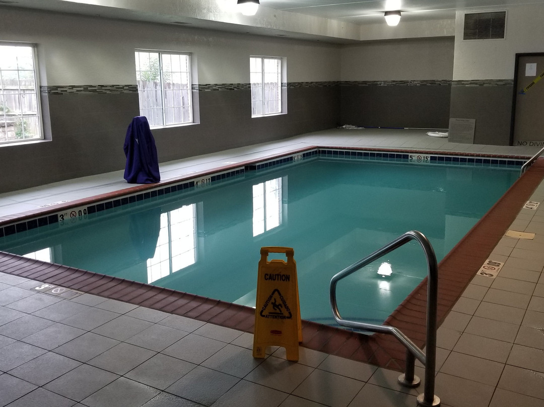 Country Inn & Suites by Radisson, London, KY主图