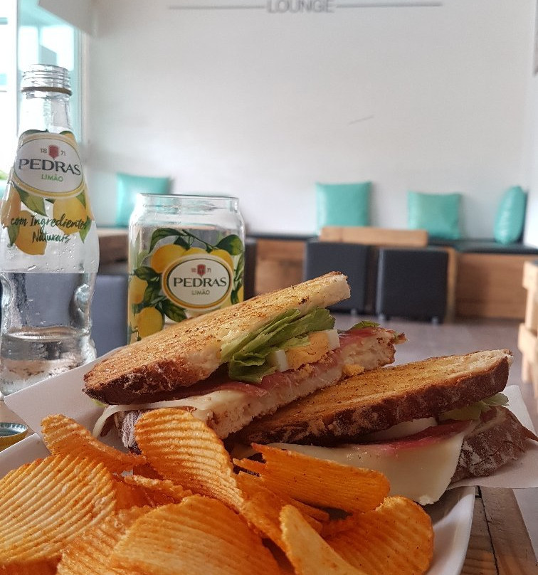 Mondrian Lounge Bar-阿威罗必去景点