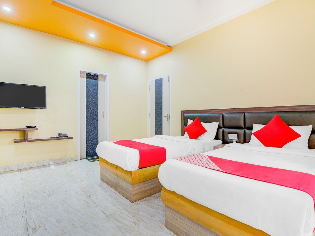 OYO 13521 苏德里蒂酒店主图