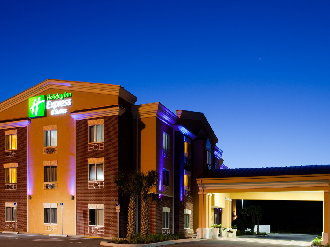 Holiday Inn Express & Suites Brooksville-i-75 By IHG主图