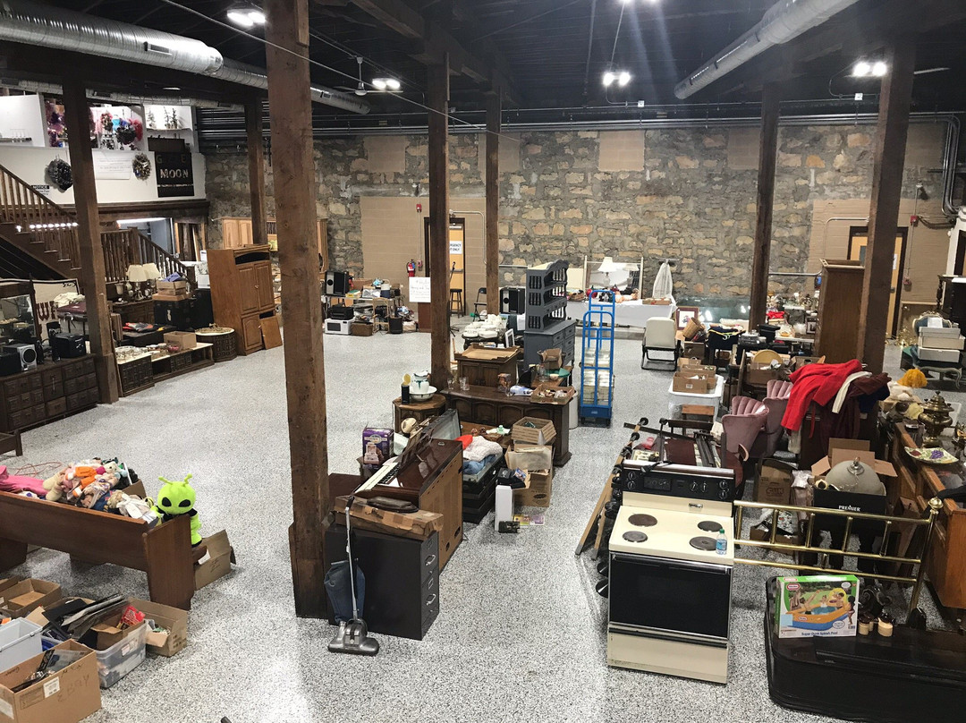 Peddler's Antiques & Collectibles-Mabscott必去景点