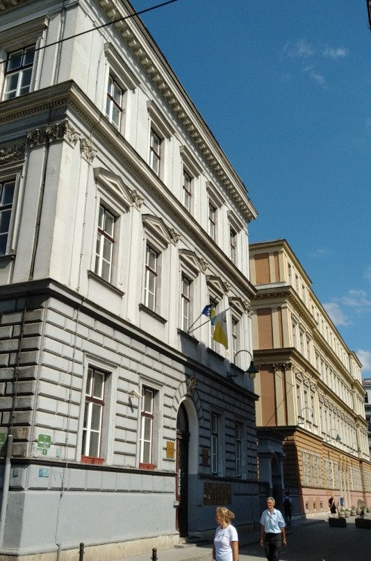 School Buildings In Gimnazijska Street-萨拉热窝必去景点