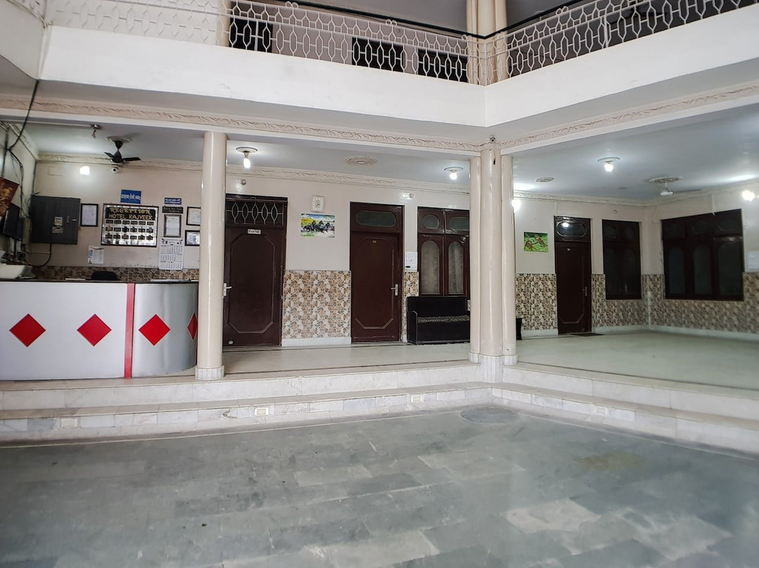 OYO 29237 Hotel Rajveer主图