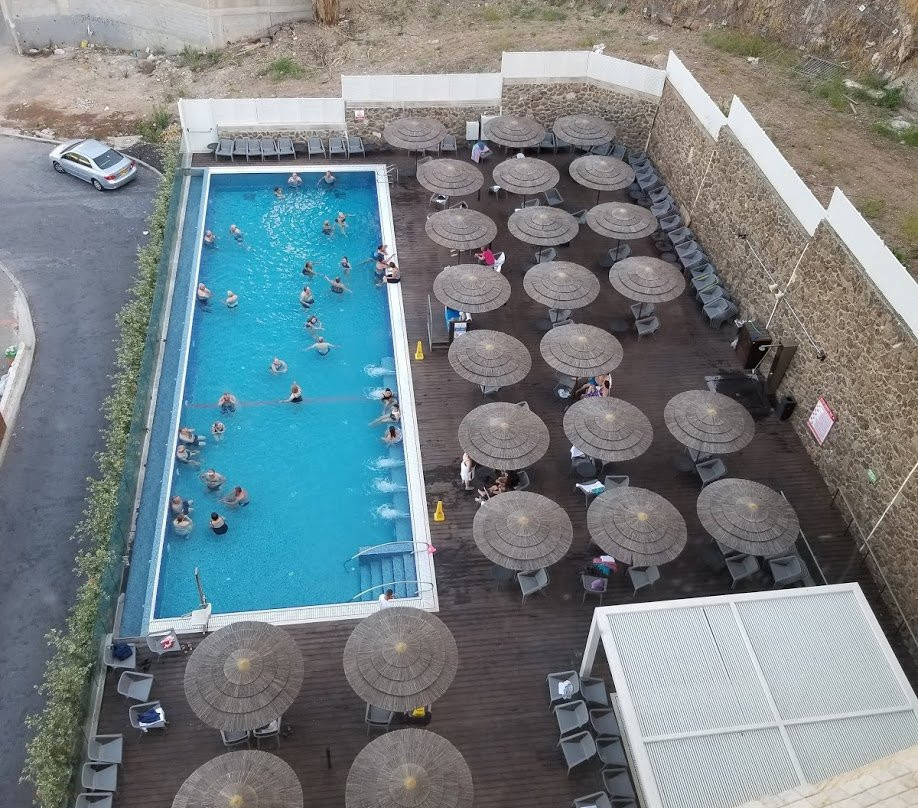 太巴列利奥纳多酒店主图