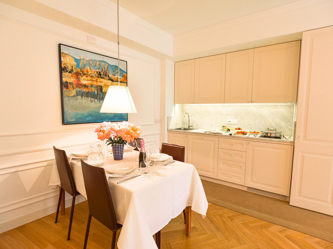 Borgolago Suites Hotel主图