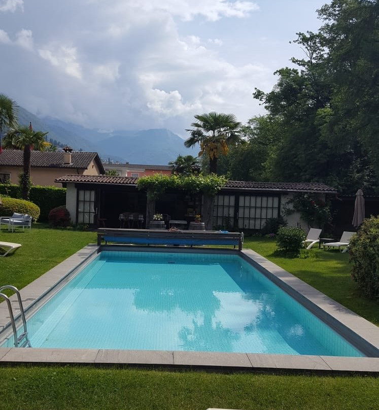 Arcegno酒店住宿-Villa Siesta Park & Pool Living