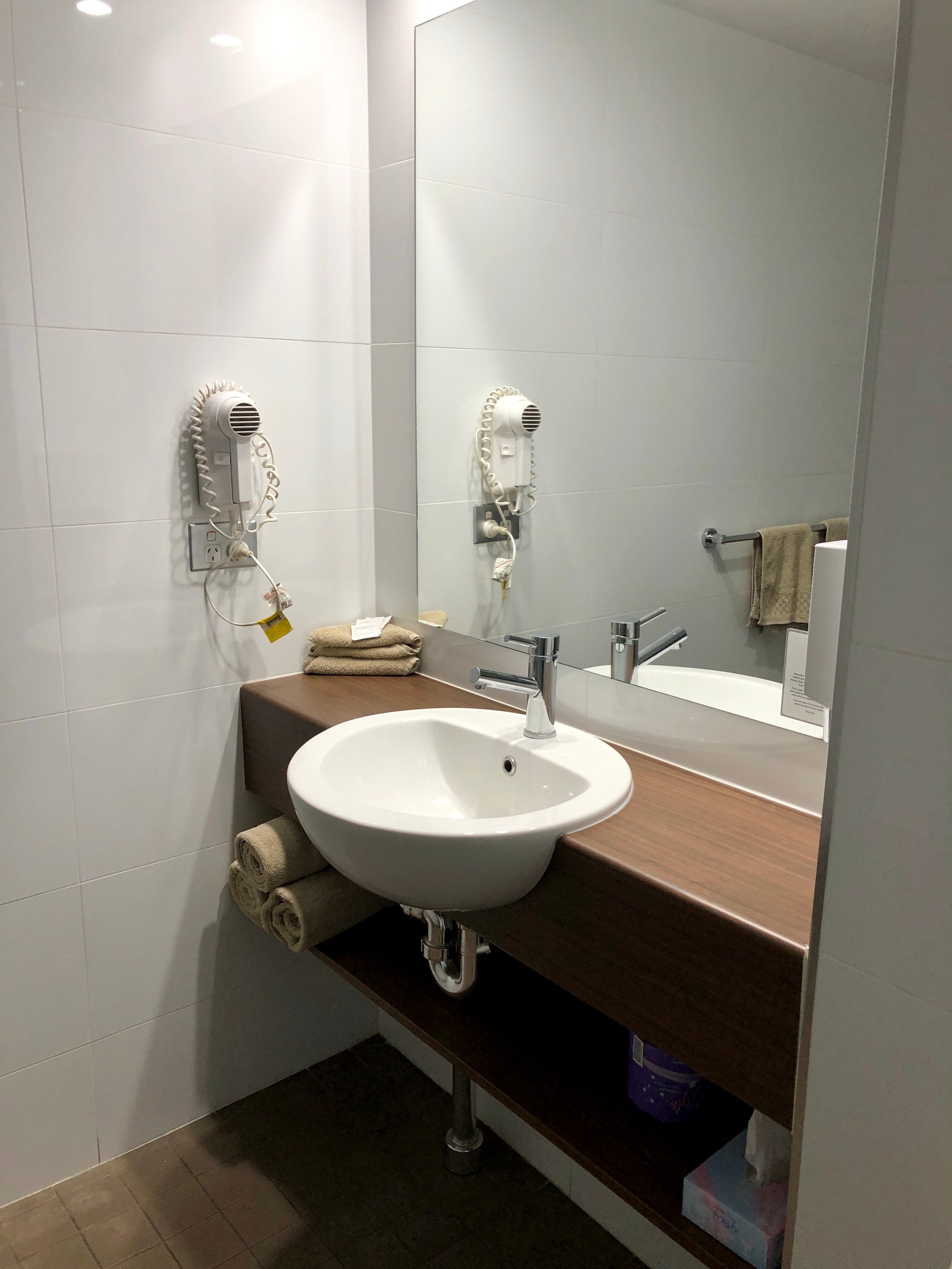 Diplomat Hotel Alice Springs-浴室