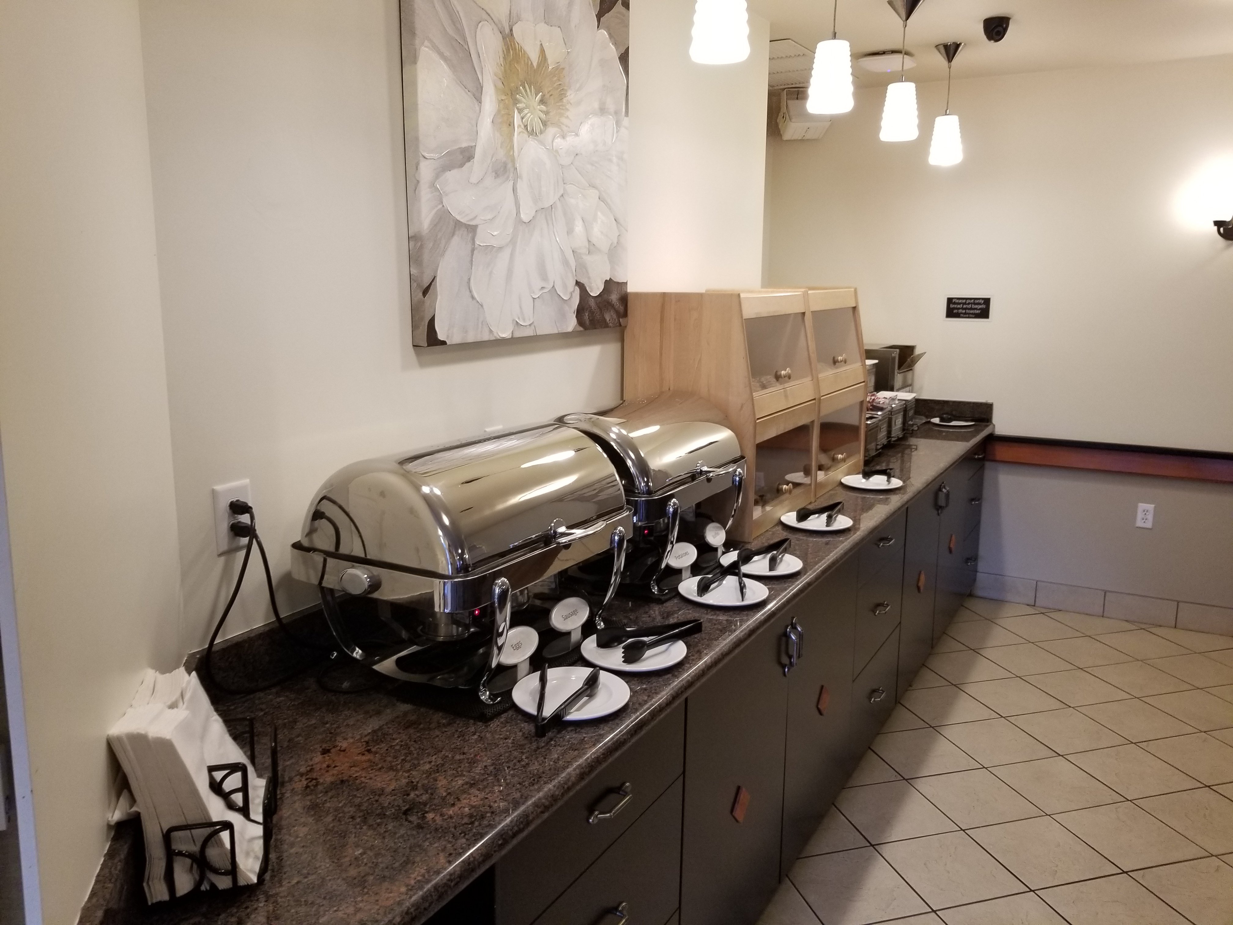 贝斯特韦斯特普拉斯波卡泰拉酒店-餐饮