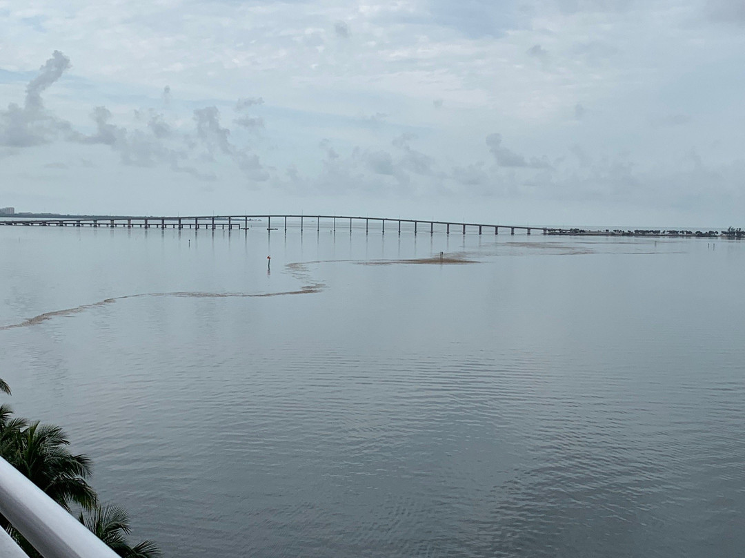 Rickenbacker Bridge-比斯坎湾必去景点