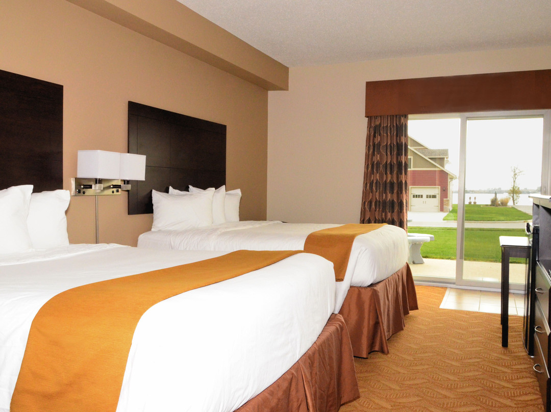 Cobblestone Inn & Suites - Lake View主图