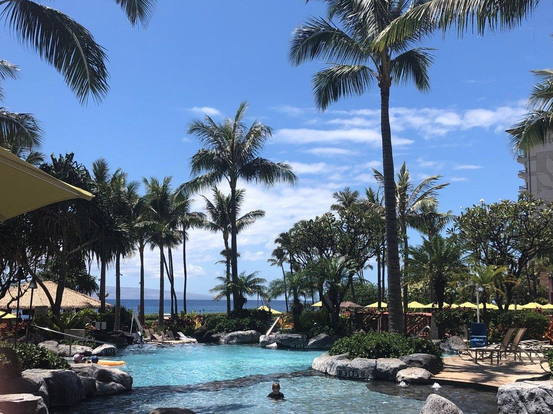 Pau Huaka'i Tiki Bar