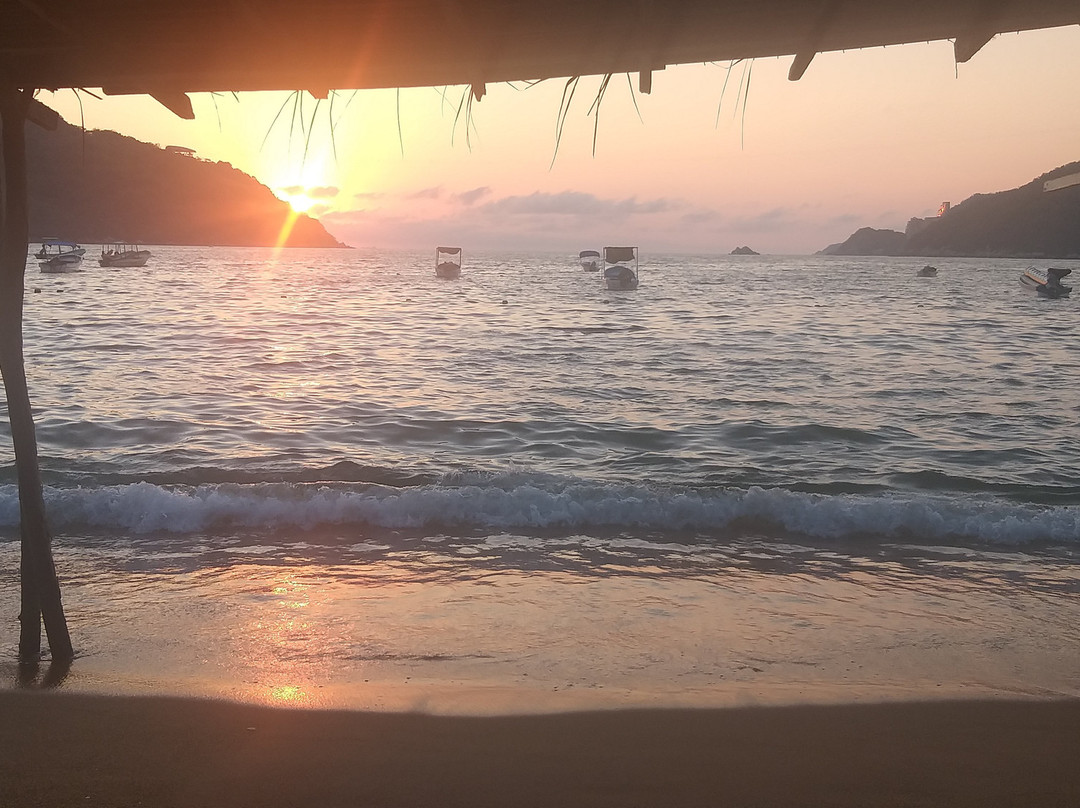 Bahía de Puerto Marques-阿卡普尔科必去景点