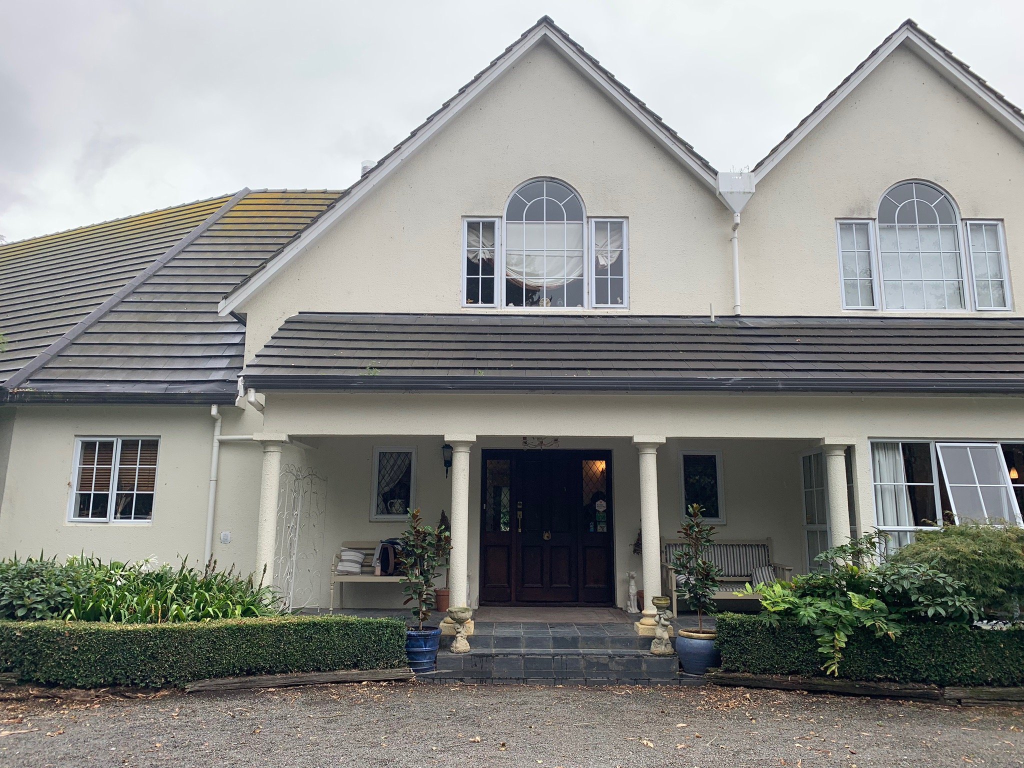 Huntingdon Grange-官方