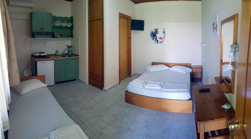 Lotos Apartments