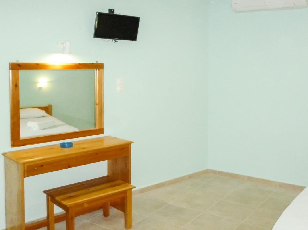 Alexandros Guest House主图