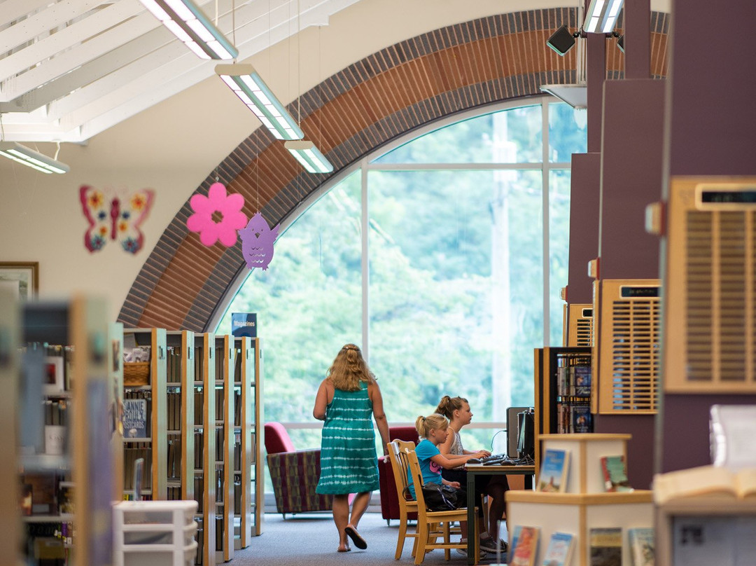 Allegany County Library System - George's Creek Library-Lonaconing必去景点