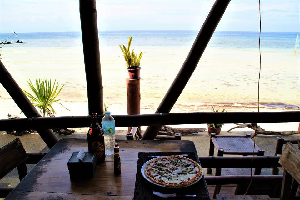 托丽背包客天堂酒店主图