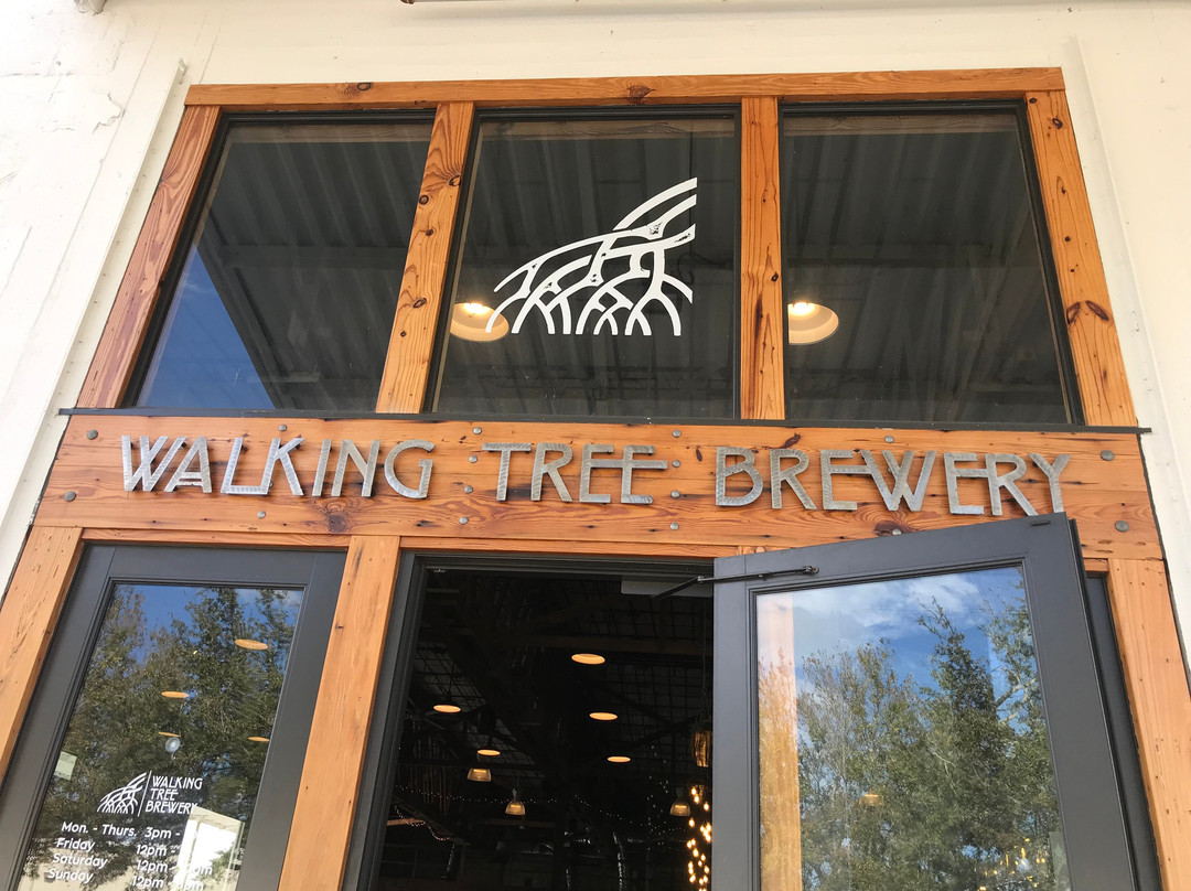 Walking Tree Brewery景点图片