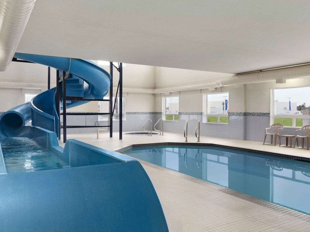 Days Inn & Suites By Wyndham Yorkton主图