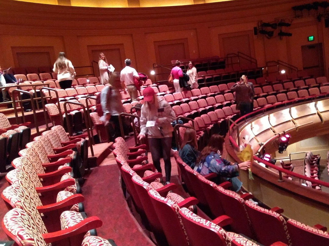 Donal W. Reynolds Performing Arts Center-诺曼必去景点