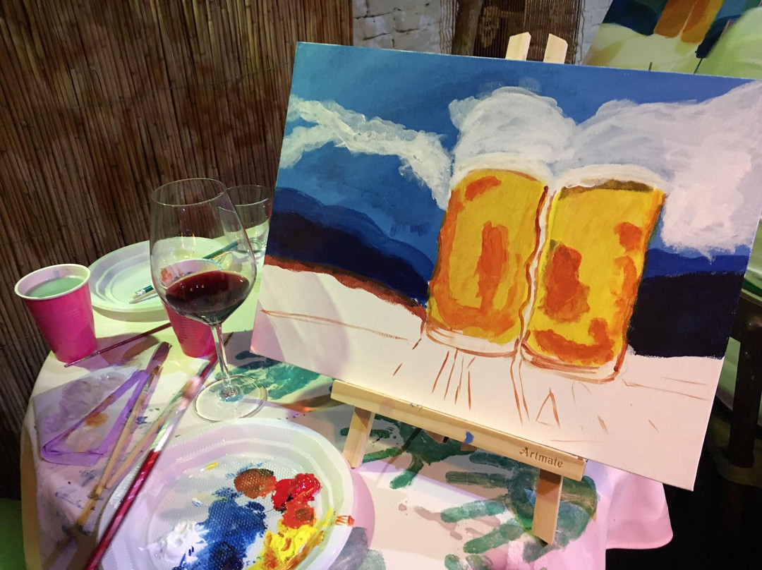 Telajo & Vere or Paint & Wine Albania-地拉那必去景点