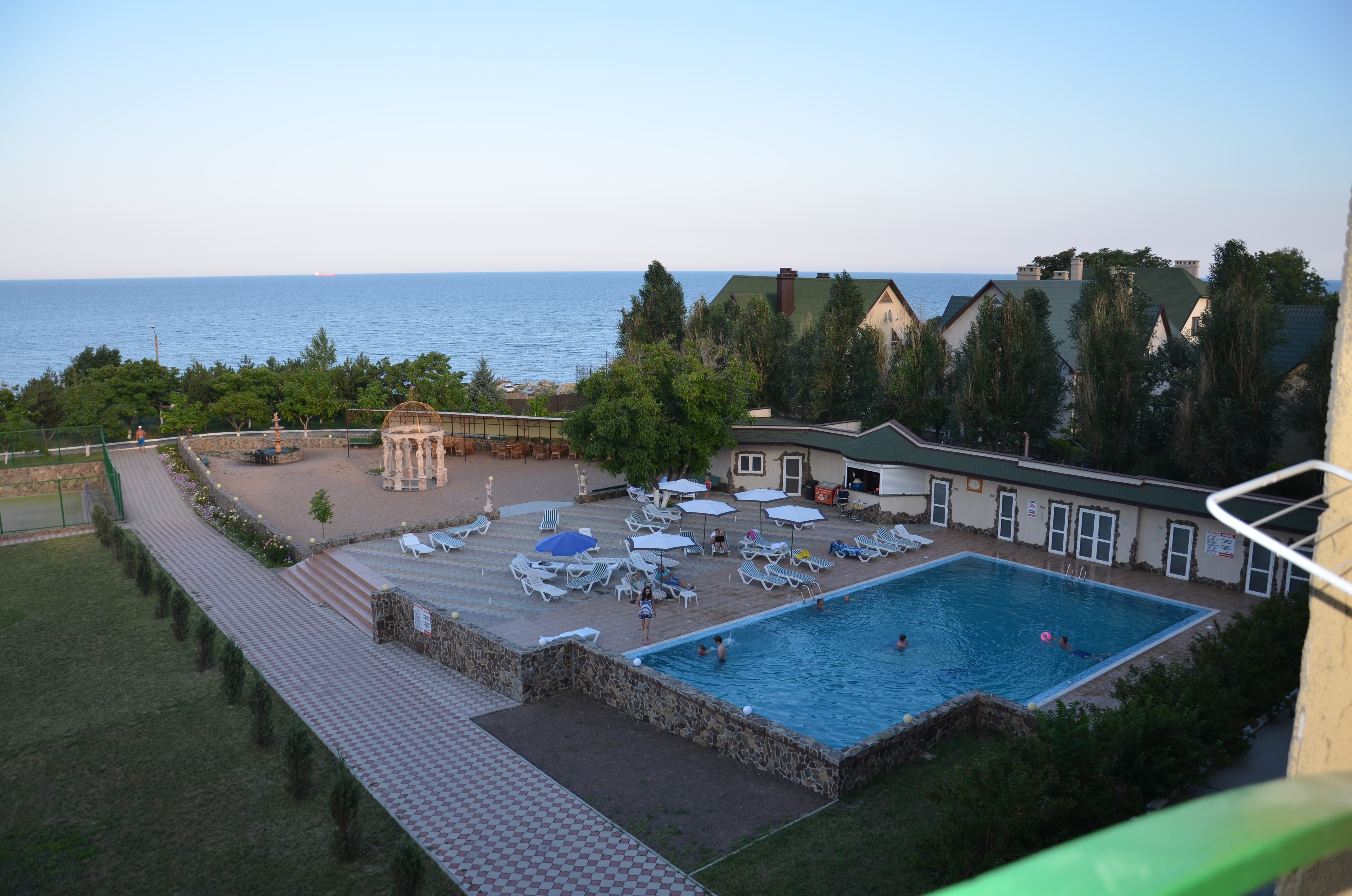 Camping Ukraina-泳池
