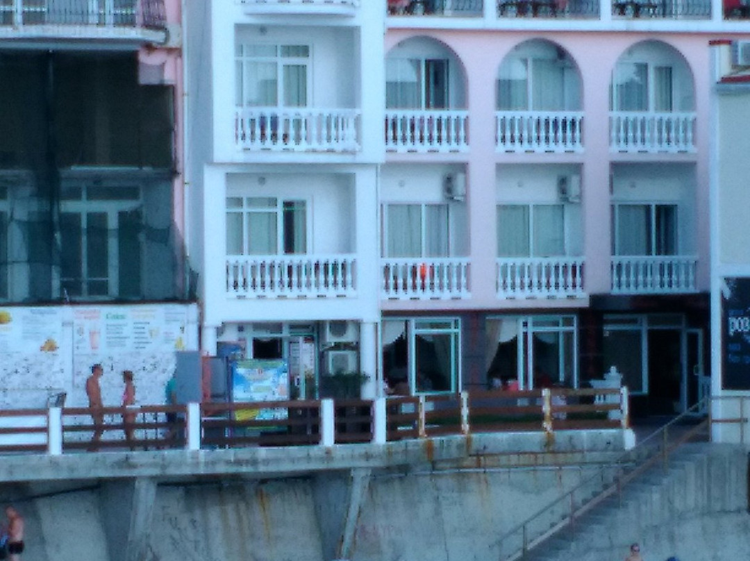 Santa Barbara Hotel主图