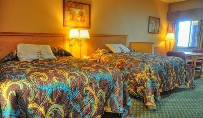 Lone Star Inn & Suites主图