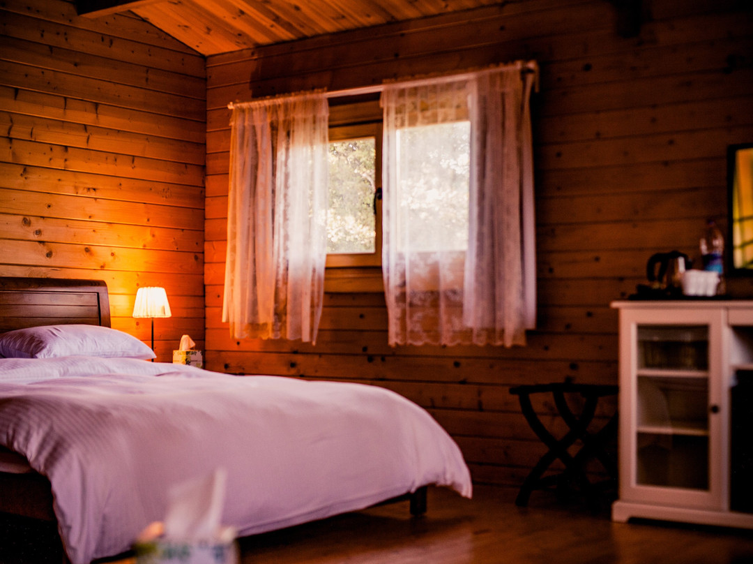 Mountain Breeze Lodge & Resort主图